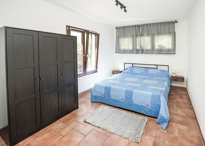 It Easy By Interhome Castelveccana